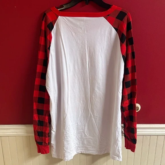 Red and Black Plaid womens Christmas Pajamas size small - Picture 5 of 5